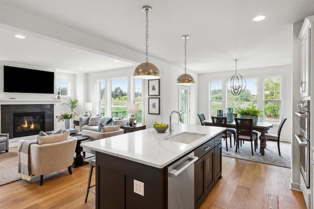 5830 Freeland Bay N, Hugo, MN 55038