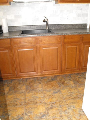 5324 FREMONT Street, Jacksonville, FL 32210