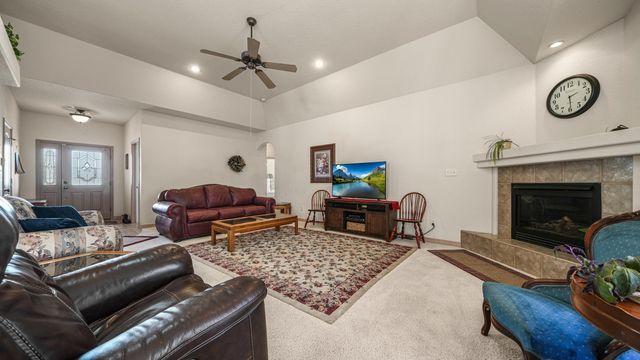 715 Lochwood Way, Grand Junction, CO 81505