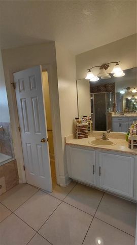 484 BRITTEN DRIVE, Kissimmee, FL 34758
