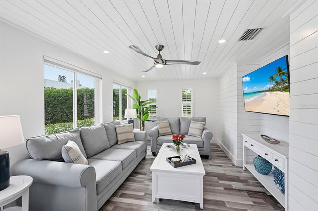 912 N SHORE DRIVE, Anna Maria, FL 34216