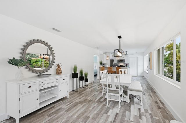 912 N SHORE DRIVE, Anna Maria, FL 34216