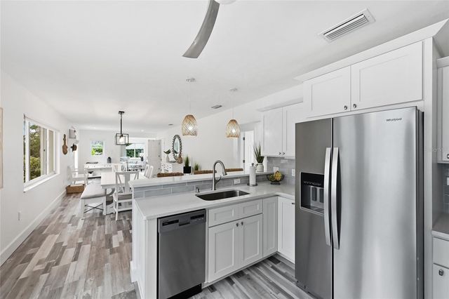 912 N SHORE DRIVE, Anna Maria, FL 34216