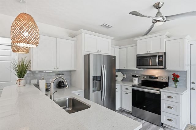 912 N SHORE DRIVE, Anna Maria, FL 34216