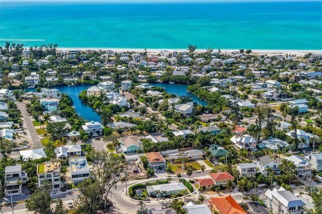 912 N SHORE DRIVE, Anna Maria, FL 34216