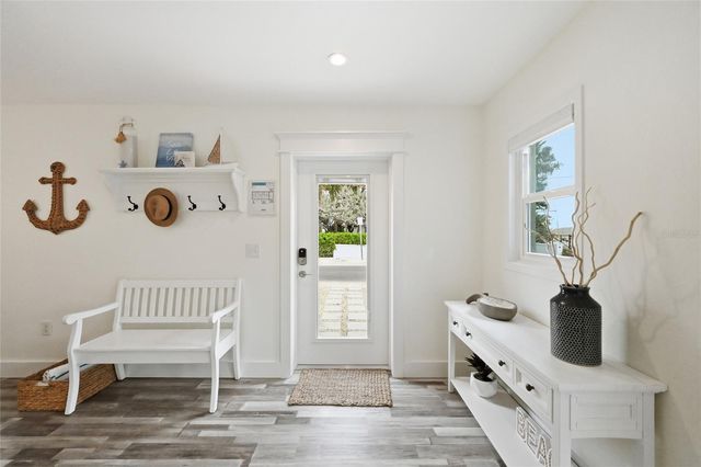 912 N SHORE DRIVE, Anna Maria, FL 34216