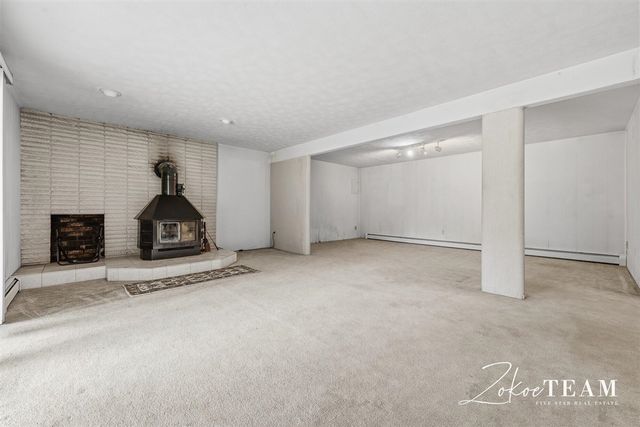 14079 8th Avenue, Marne, MI 49435