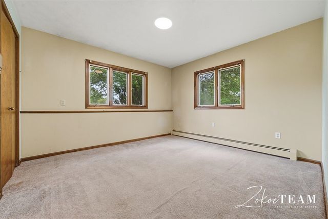14079 8th Avenue, Marne, MI 49435