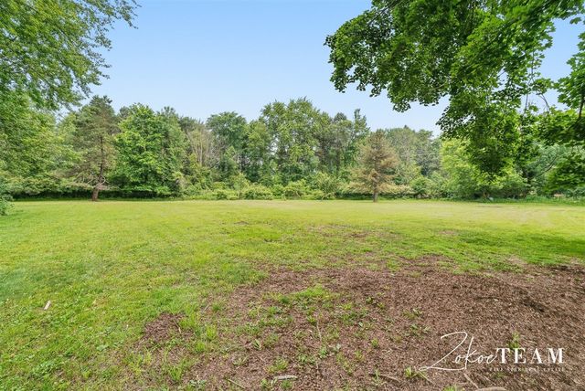 14079 8th Avenue, Marne, MI 49435