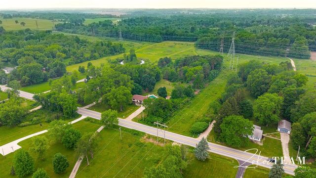 14079 8th Avenue, Marne, MI 49435