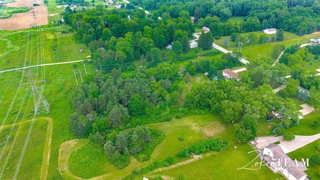 14079 8th Avenue, Marne, MI 49435