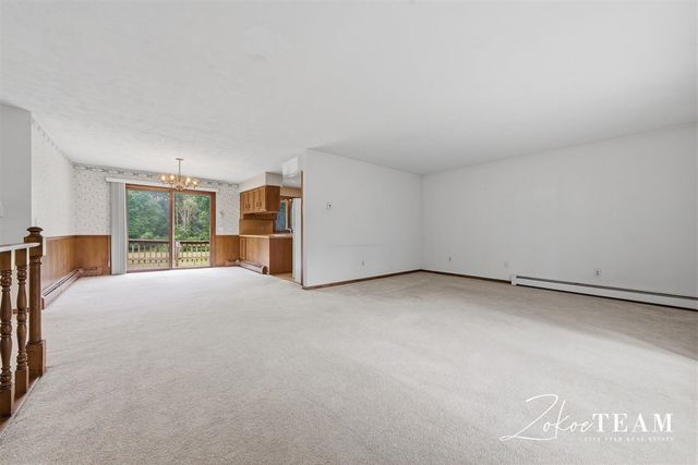 14079 8th Avenue, Marne, MI 49435