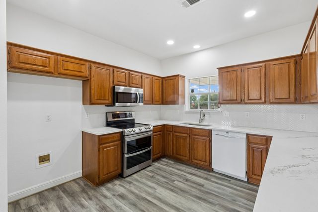 1609 Blackburn Road, Sachse, TX 75048
