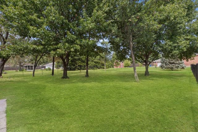 1609 Blackburn Road, Sachse, TX 75048
