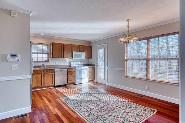 5188 Sequoia Drive, Newburgh, IN 47630