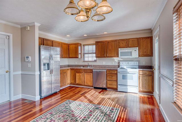 5188 Sequoia Drive, Newburgh, IN 47630