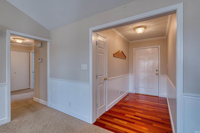 5188 Sequoia Drive, Newburgh, IN 47630