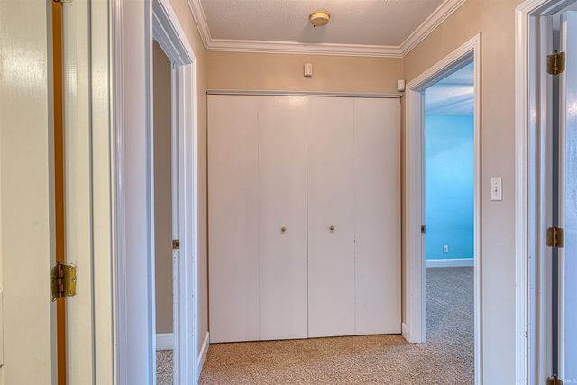 5188 Sequoia Drive, Newburgh, IN 47630