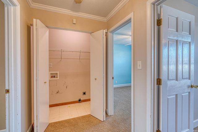 5188 Sequoia Drive, Newburgh, IN 47630