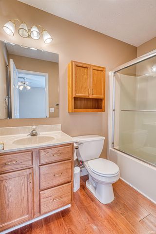 5188 Sequoia Drive, Newburgh, IN 47630