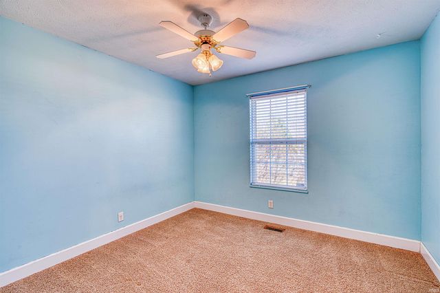 5188 Sequoia Drive, Newburgh, IN 47630