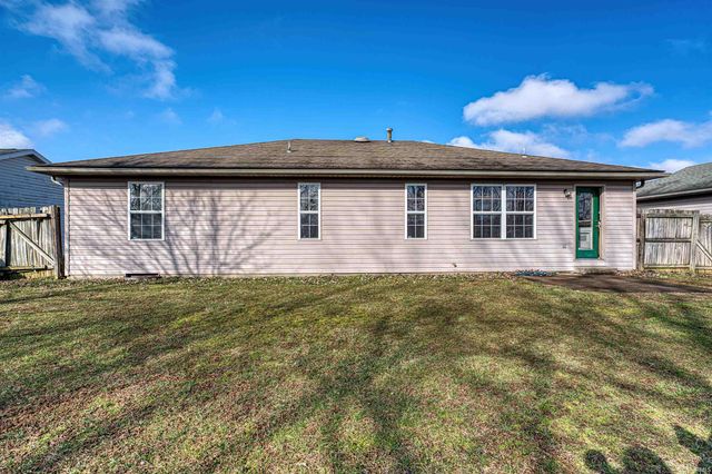 5188 Sequoia Drive, Newburgh, IN 47630