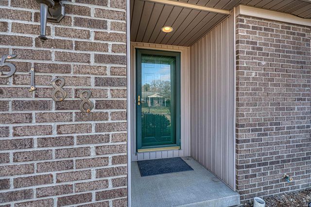 5188 Sequoia Drive, Newburgh, IN 47630