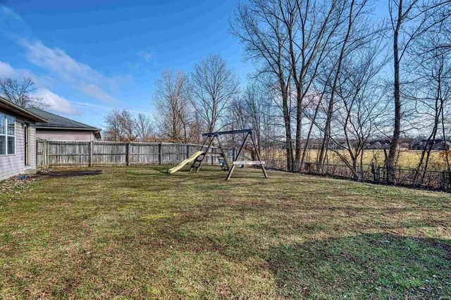 5188 Sequoia Drive, Newburgh, IN 47630