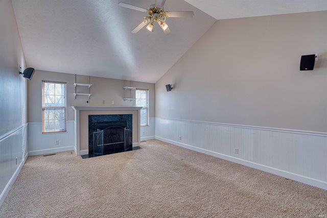 5188 Sequoia Drive, Newburgh, IN 47630