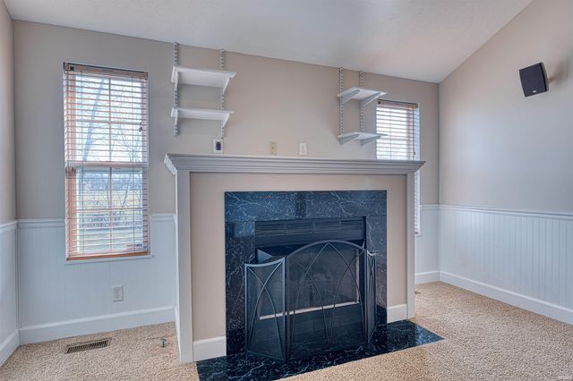 5188 Sequoia Drive, Newburgh, IN 47630