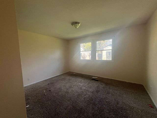 302 S Stewart, Haysville, KS 67060