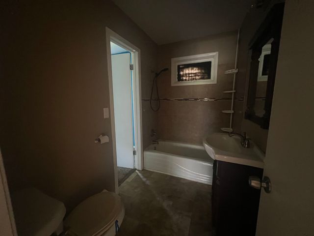 302 S Stewart, Haysville, KS 67060