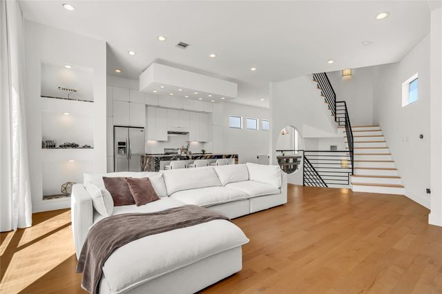 1624 Vermont Street, Houston, TX 77006