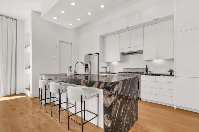 1624 Vermont Street, Houston, TX 77006