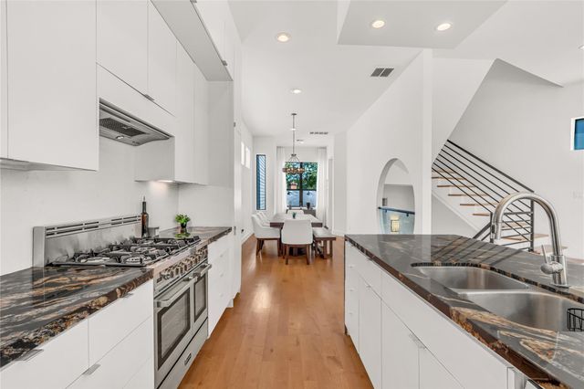1624 Vermont Street, Houston, TX 77006