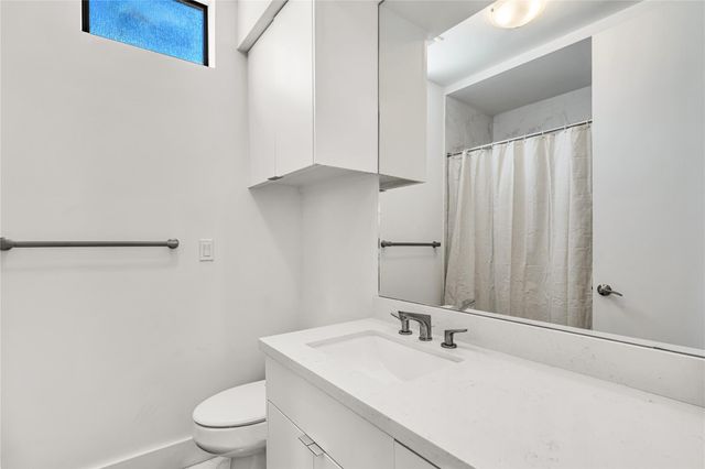 1624 Vermont Street, Houston, TX 77006