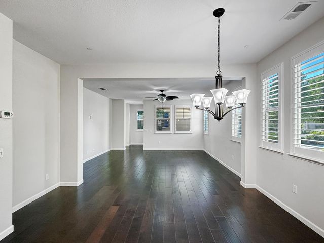1384 Volonne Dr, Roseville, CA 95747