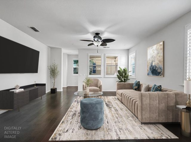 1384 Volonne Dr, Roseville, CA 95747