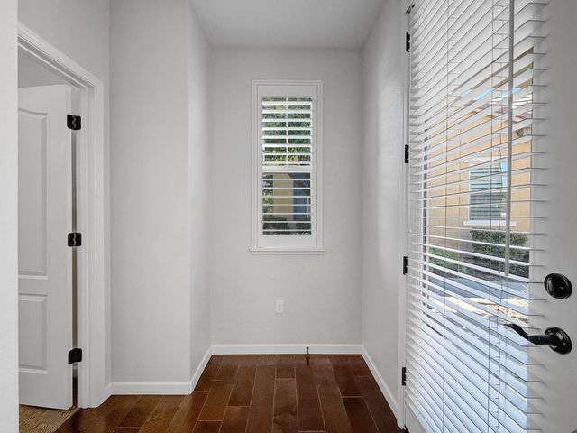 1384 Volonne Dr, Roseville, CA 95747