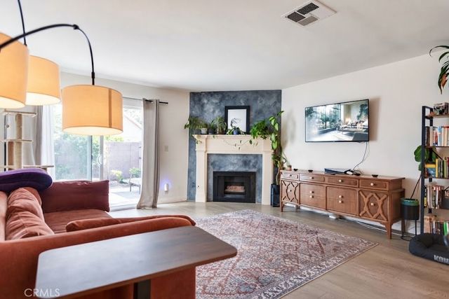 941 S Mountain, Ontario, CA 91762