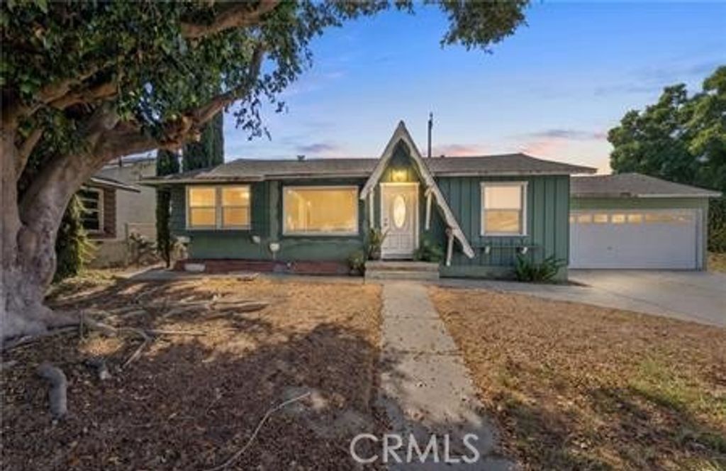 21211 Haston Place, Lakewood, CA 90715 — photo 2