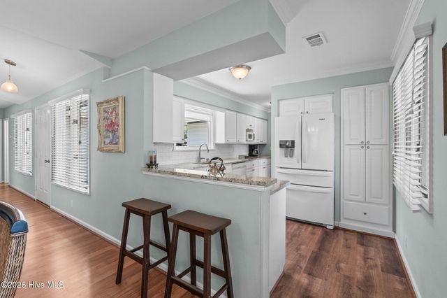 609 Camellia Lane, Sunset Beach, NC 28468