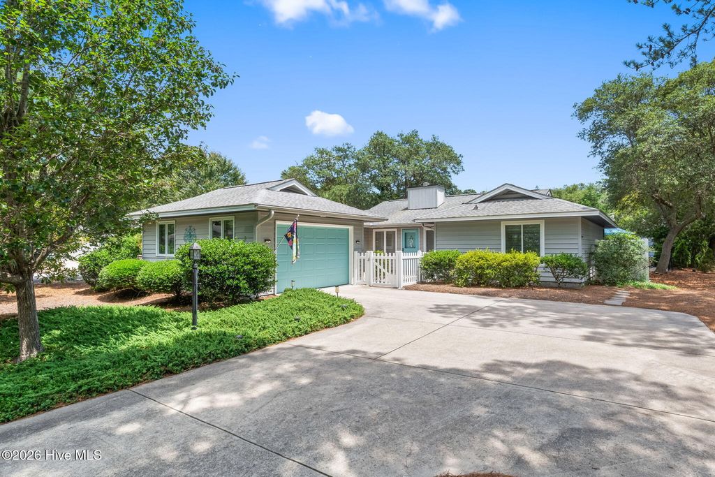 609 Camellia Lane, Sunset Beach, NC 28468