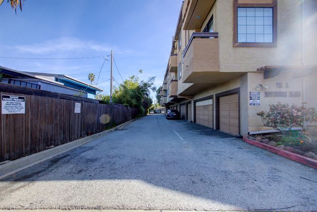 711 S Bayshore Boulevard # 10, San Mateo, CA 94401