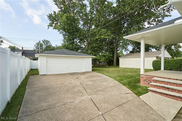 29581 Robert Street, Wickliffe, OH 44092