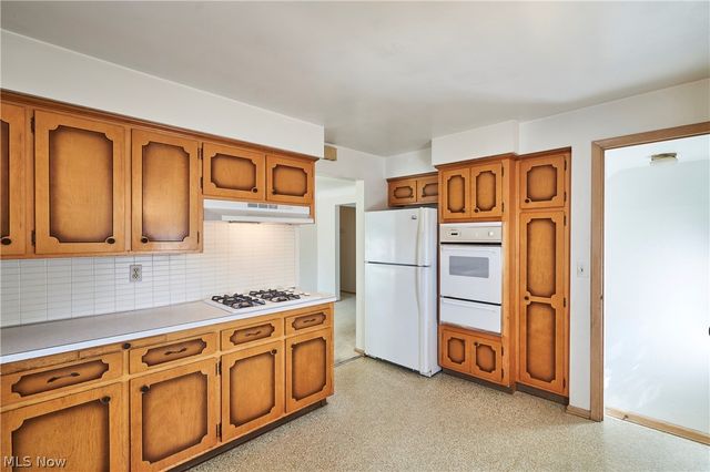 29581 Robert Street, Wickliffe, OH 44092