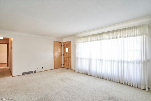 29581 Robert Street, Wickliffe, OH 44092