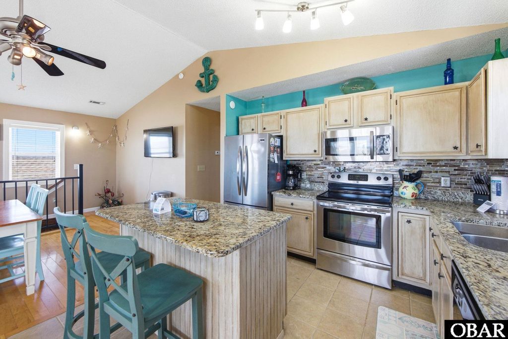 Image 13 of property listing at 7024 S Virginia Dare Trail Lot 13, Nags Head, NC 27959