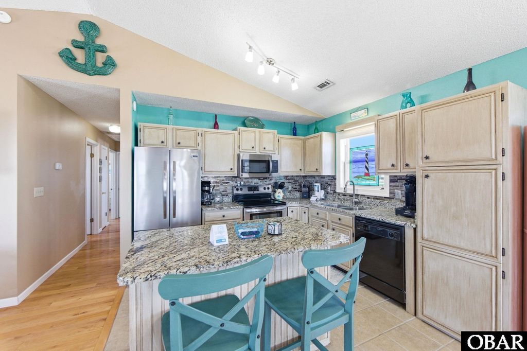 Image 8 of property listing at 7024 S Virginia Dare Trail Lot 13, Nags Head, NC 27959