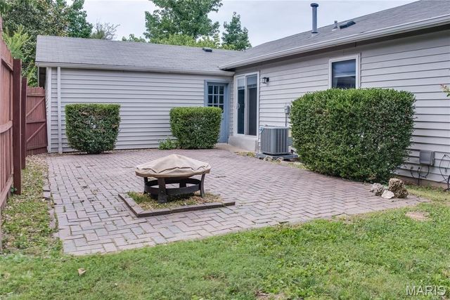 12137 Prestonpark Lane, Unincorporated, MO 63146